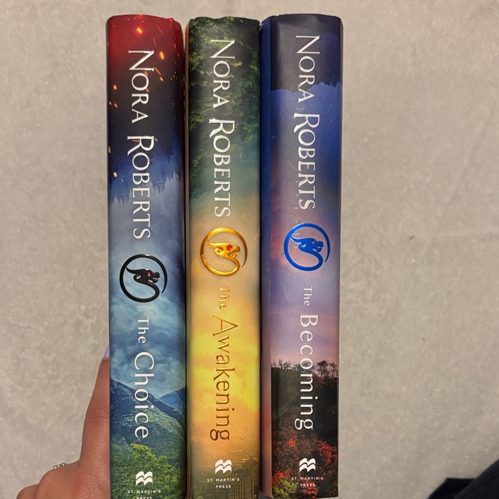 Nora Roberts Hardcover Book Set